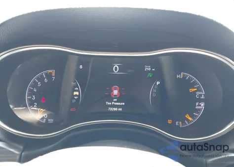 2020 Jeep Grand Cherokee Altitude 4X4 z USA, uszkodzony, nr VIN 1C4RJFAG6LC384419